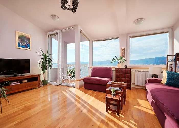 Apartment Sun Hills 8 *